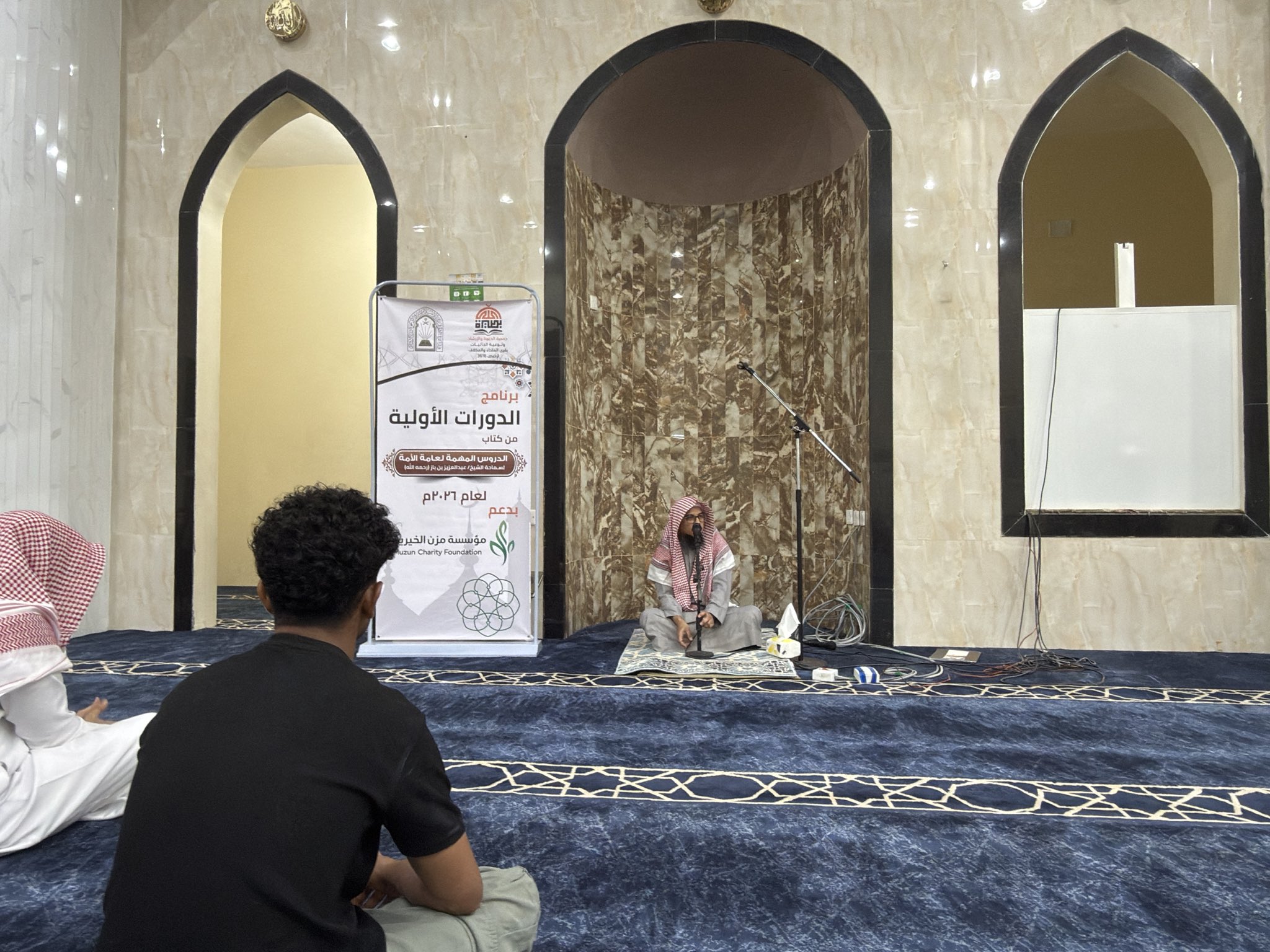 Read more about the article انطلاقة برنامج الدورات الأولية بمسجد الطعنون