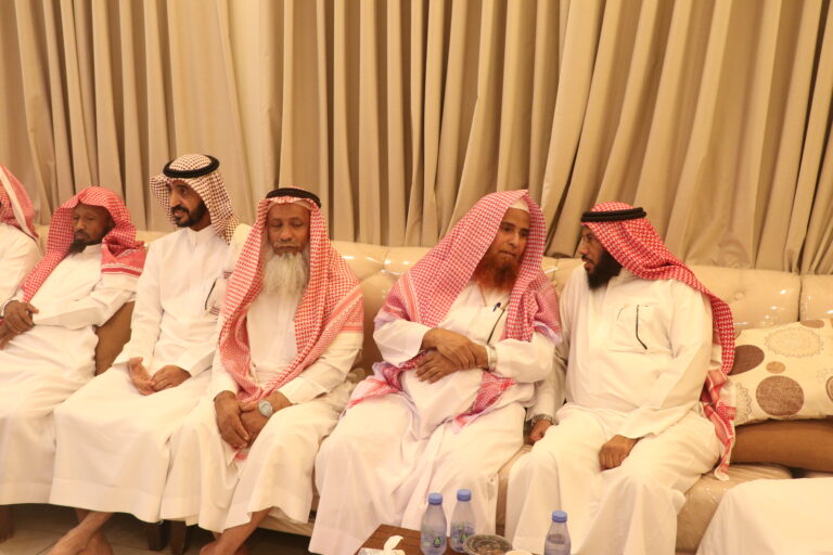 Read more about the article جمعية الدعوة بالملحاء تنفذ الجولة الدعوية الثانية في قرى الملحاء والمخلاف