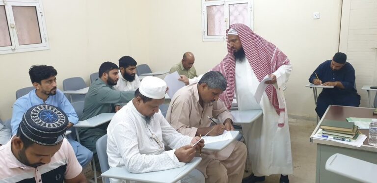 Read more about the article اللقاء الأسبوعي للجالية الأوردية